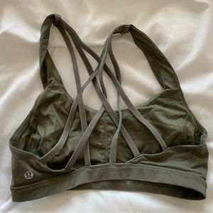 Lululemon free to be serene bra